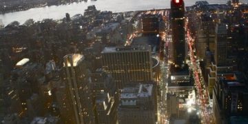 Potential Economic Impacts of a 15% Corporate Tax Hike in the US - Cover Image
